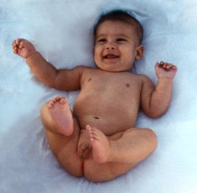 La neonatologia. Neonatologia. Non sempre l'infanzia è caratterizzata da condizioni di perfetta salute come tutti vorremmo che fosse. Per i più piccoli e i loro problemi esiste la neonatologia, che si prende cura di chi è appena nato.