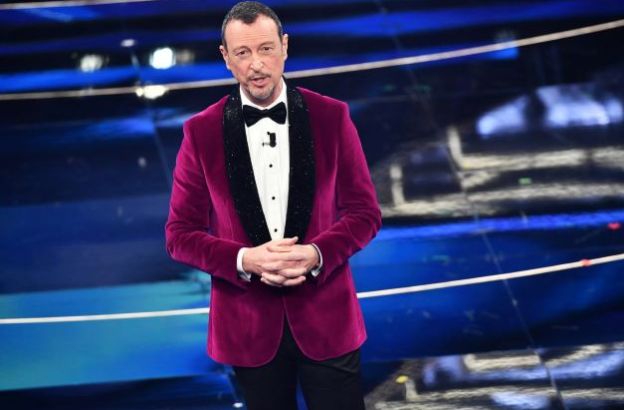 amadeus-sanremo-2022-(1).jpg