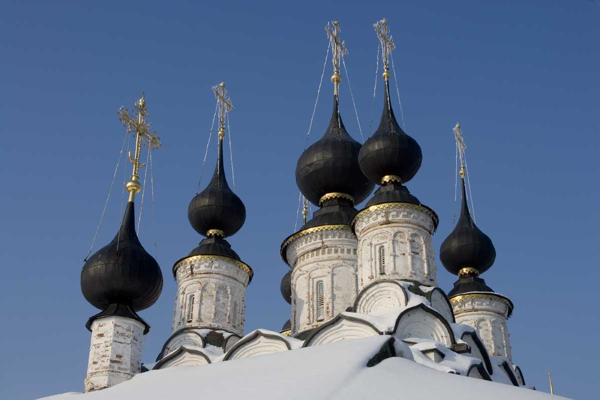 Particolare delle cupole della chiesa invernale di Sant'Antipa (1745), situata a Suzdal in Russia.
De Agostini Picture Library