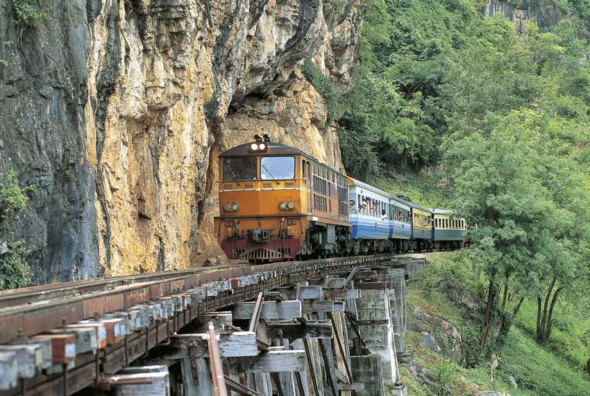 Ferrovia sul Kwai, Thailandia Ferrovia sul fiume Kway, Kanchanaburi (Thailandia).
De Agostini Picture Library

