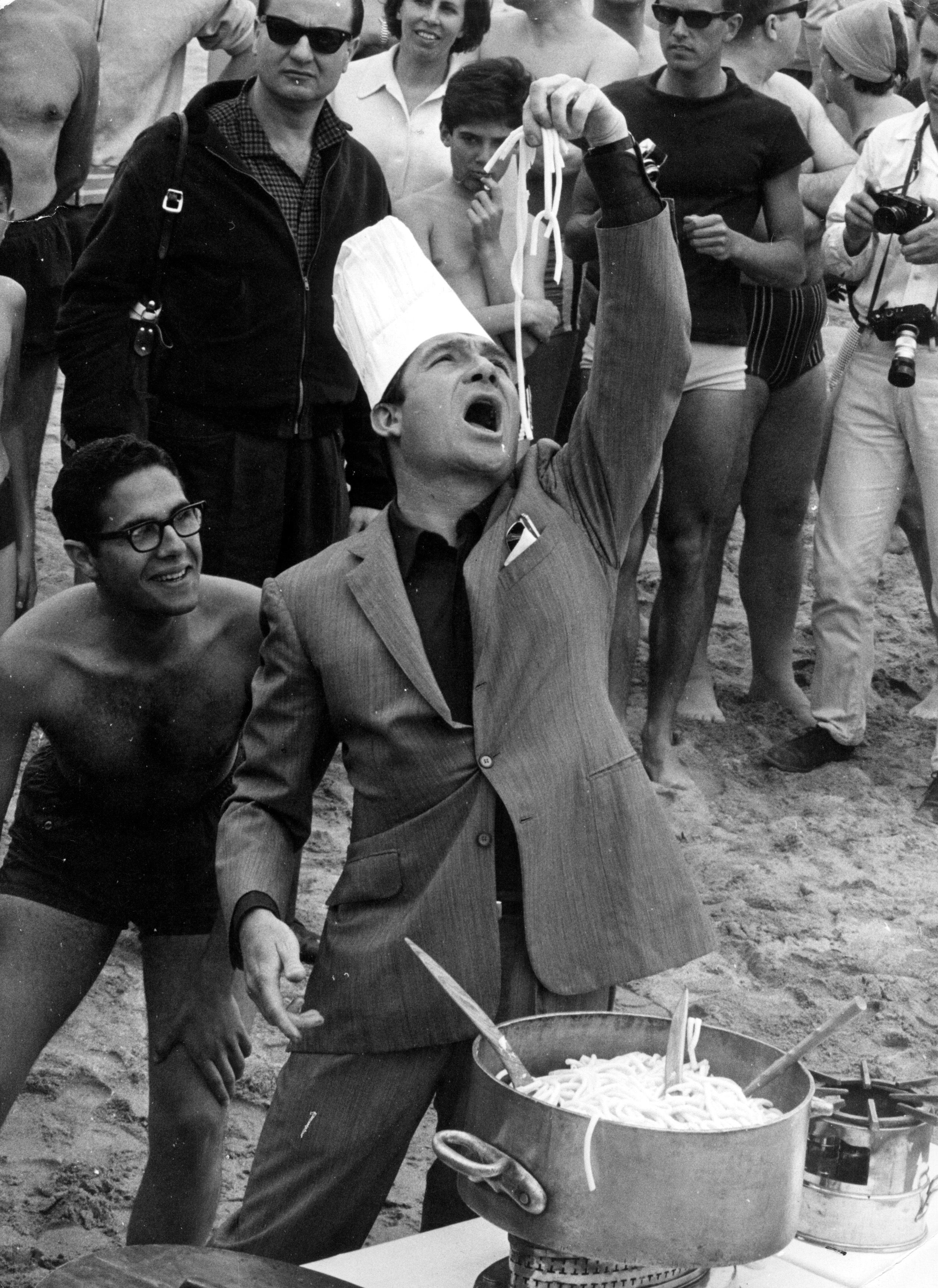 ugo-tognazzi-cucina.jpg ugo-tognazzi-cucina.jpg