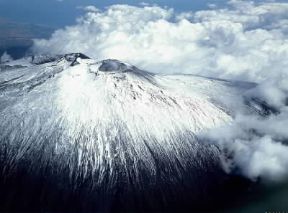 Italia . Una veduta aerea dell'Etna.De Agostini Picture Library/Pubbli Aer Foto