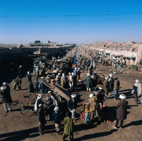 Afghanistan. Il mercato di Herát.De Agostini Picture Library/N. Cirani Afghanistan. Il mercato di Herát.De Agostini Picture Library/N. Cirani