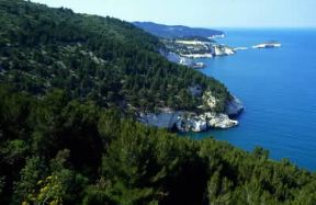 Puglia. Veduta della costa del Gargano (Foggia).De Agostini Picture Library/M. Leigheb